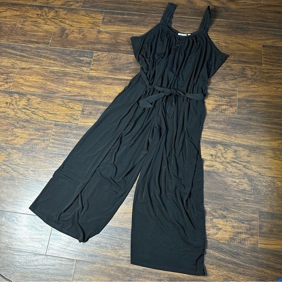Susan Graver The Easy Jumpsuit Black Belted Sleeveless - Picture 2 of 6